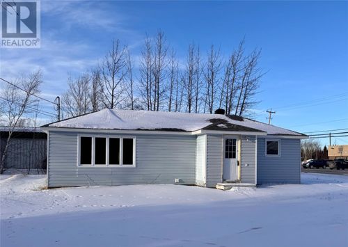 1 Tupper Dr, Happy Valley Goose Bay, NL, A0P1C0 | Card Image