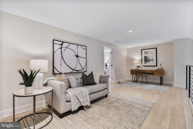 UNIT-313 - 1745 N St Nw, Condo with 2 bedrooms, 3 bathrooms and null parking in WASHINGTON DC | Image 4
