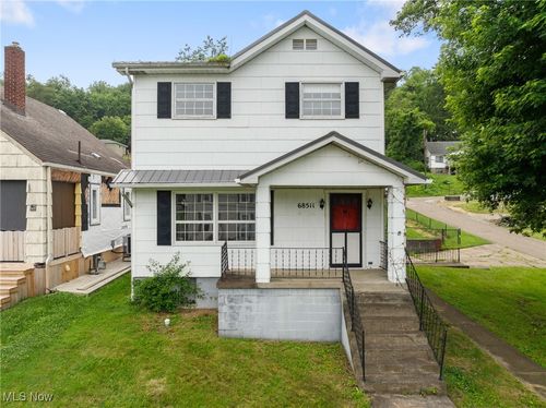 68511 Liston Ave, Bridgeport, OH, 43912-9604 | Card Image