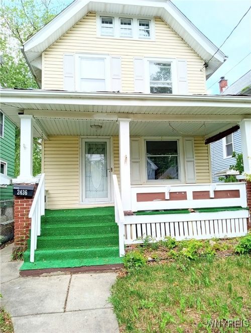 2436 Cleveland Ave, Niagara Falls, NY, 14305-3112 | Card Image