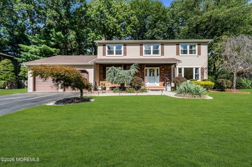 6 Mount Ct, East Brunswick, NJ, 08816-2602 | Card Image