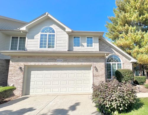 1058 Mission Hills Ct, Chesterton, IN, 46304 | Card Image