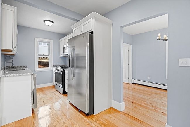 5 Acorn St, House other with 3 bedrooms, 2 bathrooms and 3 parking in Lynn MA | Image 20