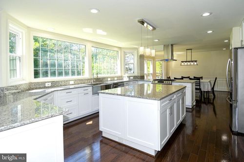 8012 Wingate Dr, GLENN DALE, MD, 20769-2025 | Card Image