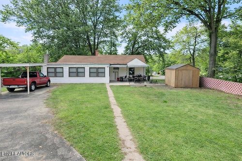 2420 Chicago Ave, Knoxville, TN, 37917-4003 | Card Image