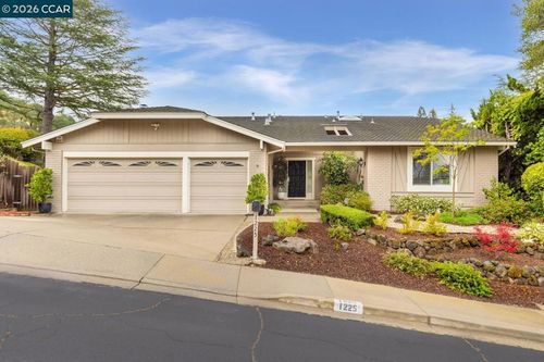 1225 Worchester Ct, Walnut Creek, CA, 94596-6439 | Card Image