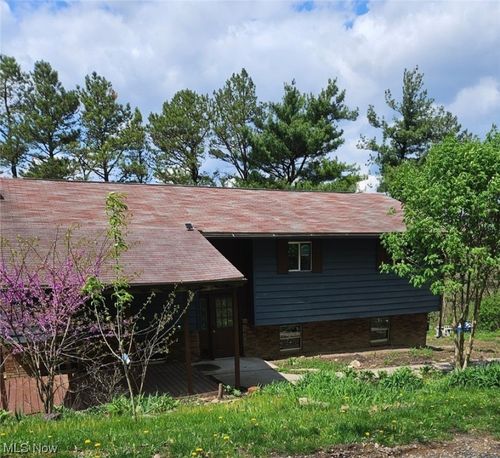 2585 N Moose Eye Rd, Norwich, OH, 43767-9755 | Card Image