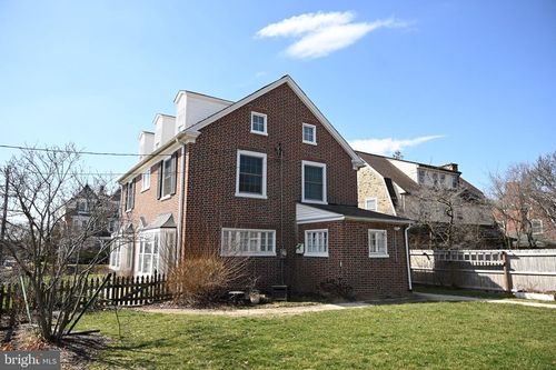 1401 Pine St, NORRISTOWN, PA, 19401-3210 | Card Image