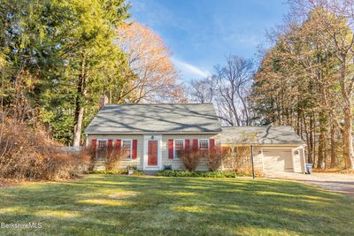 637 Crane Ave, House other with 2 bedrooms, 2 bathrooms and null parking in Pittsfield MA | Image 1