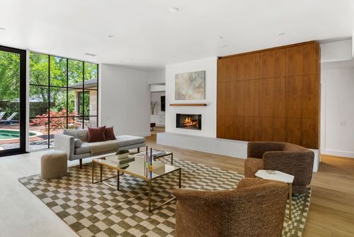 3 Chris Cove, Austin, TX, 78746 | Card Image