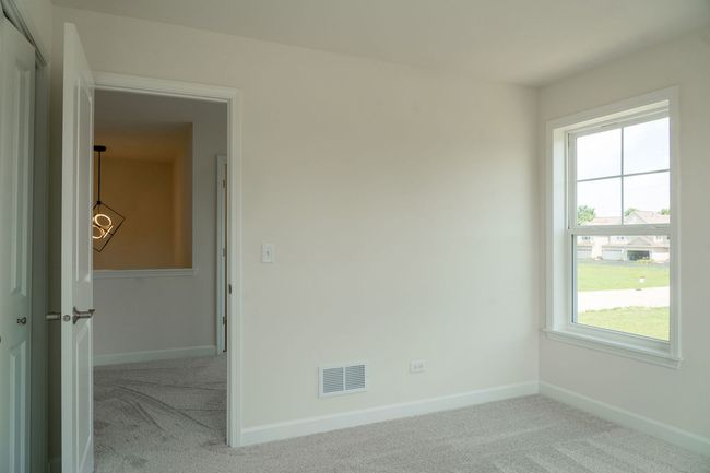 513 Amherst Dr, Townhouse with 3 bedrooms, 3 bathrooms and 4 parking in Sycamore IL | Image 19