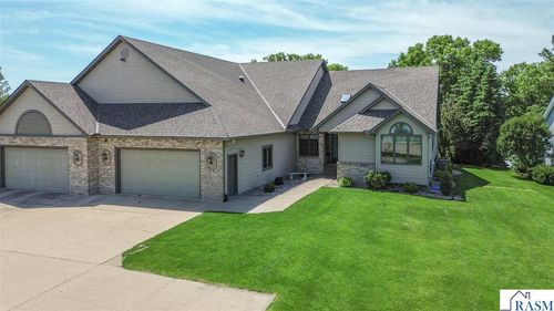 109 Teton Ct, Mankato, MN, 56001-4806 | Card Image