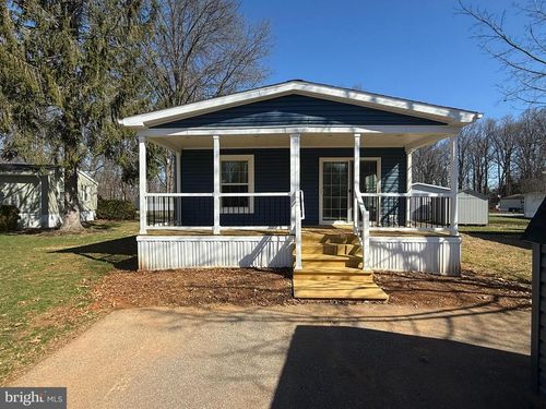 54 Rainbow Cir, ELIZABETHTOWN, PA, 17022-1201 | Card Image