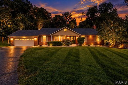 9 Robin Ln, Collinsville, IL, 62234-5813 | Card Image