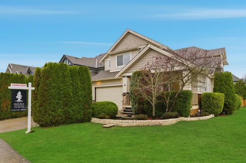 21195 83a Ave, Langley, BC, V2Y0C4 | Card Image