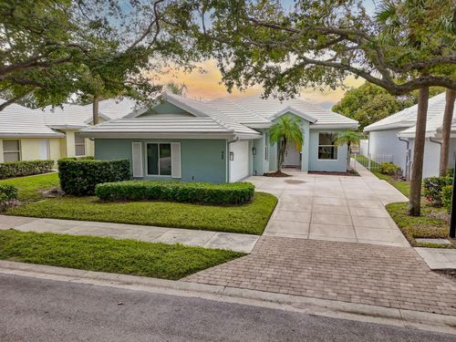 945 Bear Island Cir, West Palm Beach, FL, 33409-2061 | Card Image