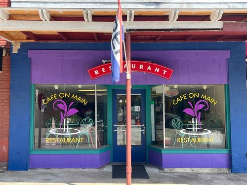 118 W Main St, Auburn, KY, 42206-5104 | Card Image