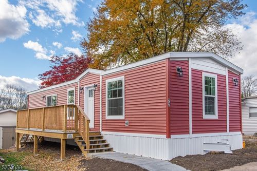 apt-22-195 W Main St, Chester, NJ, 07930-2455 | Card Image