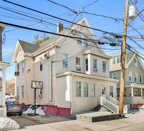 30 Wheatland St, Somerville, MA, 02145-2014 | Card Image