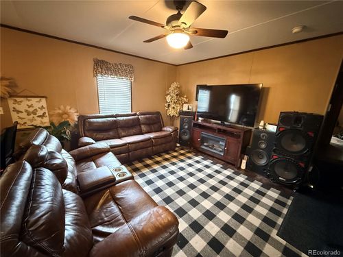 10201 Riverdale Rd, Thornton, CO, 80229-2919 | Card Image