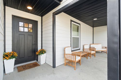 235 N Luna Ln, COLUMBIA, MO, 65201-8423 | Card Image
