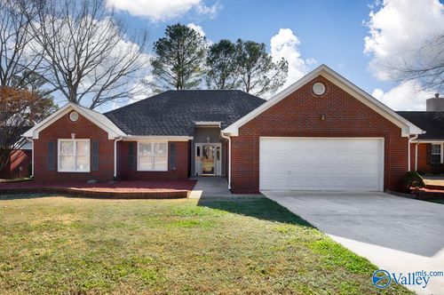 105 Markum Ln, Madison, AL, 35758-6815 | Card Image