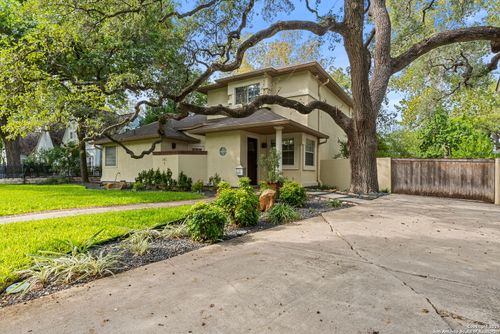 141 E Hollywood Ave, San Antonio, TX, 78212-2310 | Card Image