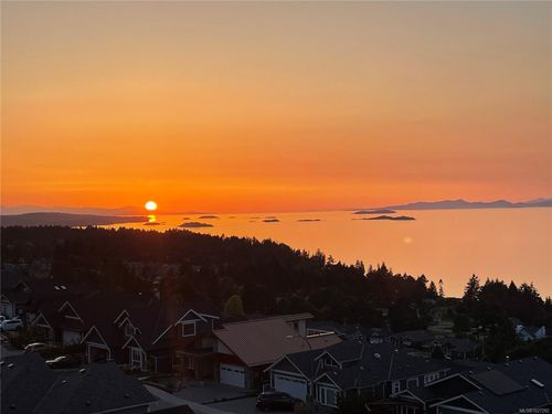 5304 Dewar Rd, Nanaimo, BC, V9T6T3 | Card Image