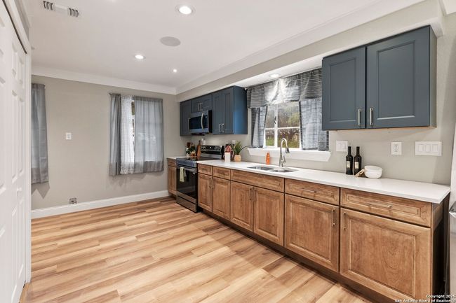 6905 West Ave, Home with 0 bedrooms, 0 bathrooms and null parking in Castle Hills TX | Image 28