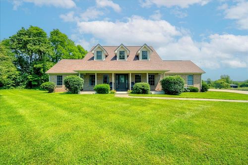 482 Colston Ln, Frankfort, KY, 40601-9441 | Card Image