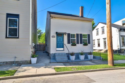 513 Watkins St, Covington, KY, 41011-2242 | Card Image