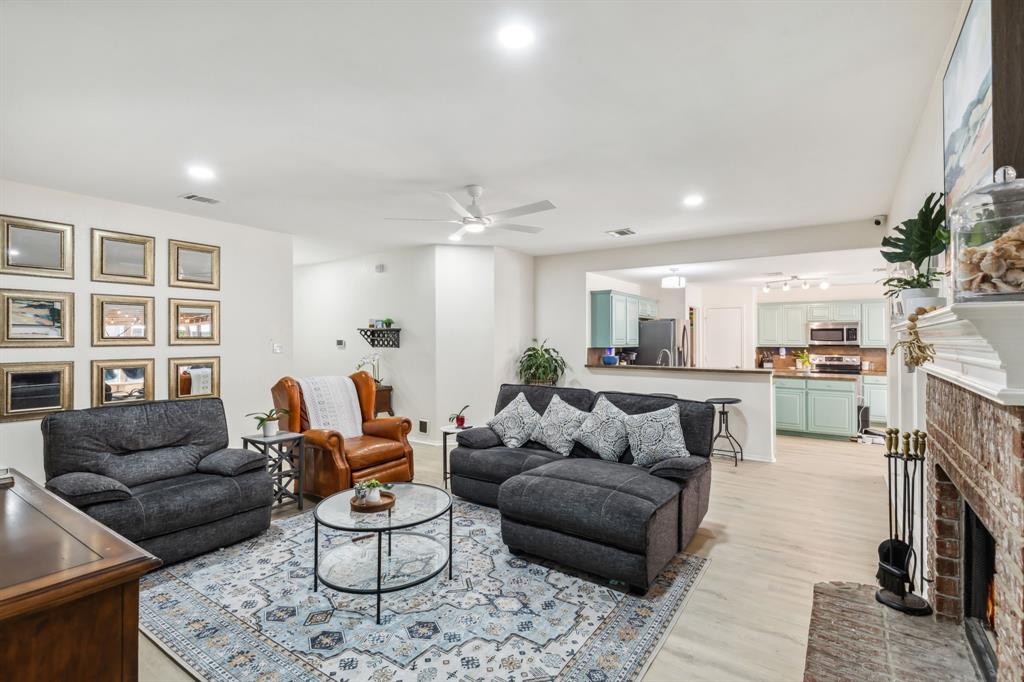 Creekview Dr, Waxahachie, TX 75165