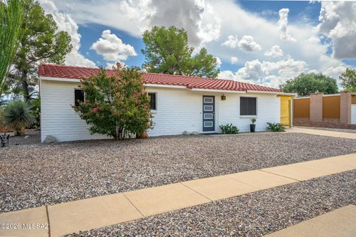 1541 S San Ray, Green Valley, AZ, 85614-1515 | Card Image