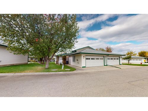 17-2375 1st St S, Cranbrook, BC, V1C6J7 | Card Image