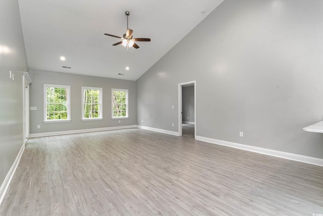 375 Log Cabin Rd, House other with 3 bedrooms, 2 bathrooms and 3 parking in Loris SC | Image 8