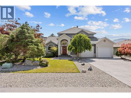 240 Heritage Blvd, Okanagan Falls, BC, V0H1R3 | Card Image