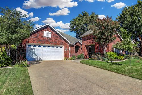 10208 Soriano St, Denton, TX, 76207-6695 | Card Image