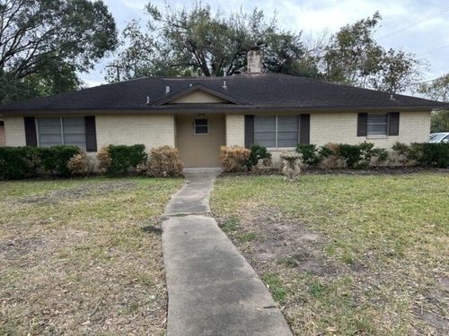 803 Golf Ct, Stafford, TX, 77477-6412 | Card Image
