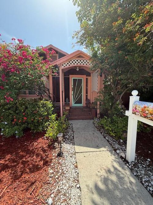front-house-222 S Palmway, Lake Worth Beach, FL, 33460 | Card Image
