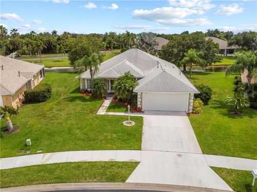 5505 Temple Ter Sw, Vero Beach, FL, 32968-3832 | Card Image