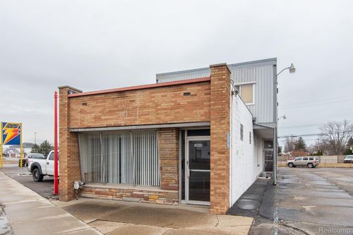 28640 Gratiot Ave, Roseville, MI, 48066-4205 | Card Image