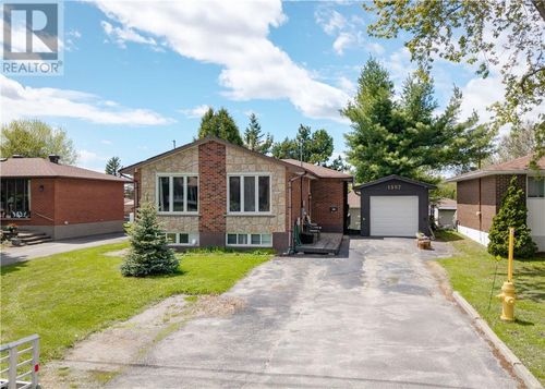 1597 Dollard Ave, Sudbury, ON, P3A4G8 | Card Image