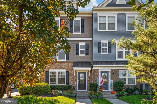 7000 Mongoose Trl, GAINESVILLE, VA, 20155-3356 | Card Image