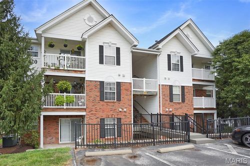 apt-d-420 Benton Dr, Saint Peters, MO, 63376-8600 | Card Image