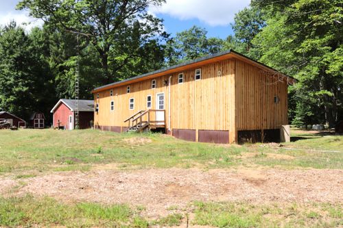 10757 Cedar Rd, Lake, MI, 48632-9117 | Card Image