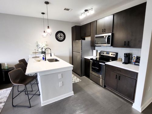 2307-2505 Thornton Rd, Austin, TX, 78704-4909 | Card Image