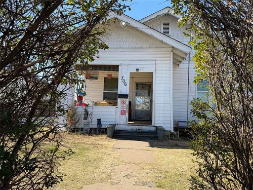 706 N Louisa Ave, Shawnee, OK, 74801-6122 | Card Image