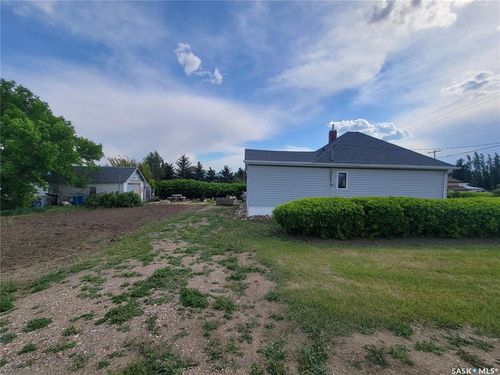 303 2nd St, Denzil, SK, S0L | Card Image