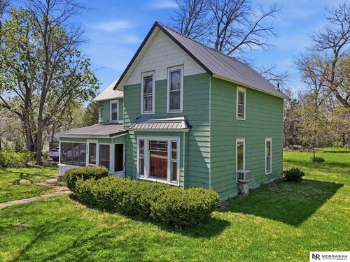 305 Washington Street, Douglas, NE, 68344 | Card Image