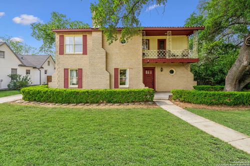2112 W Gramercy Pl, San Antonio, TX, 78201-4822 | Card Image